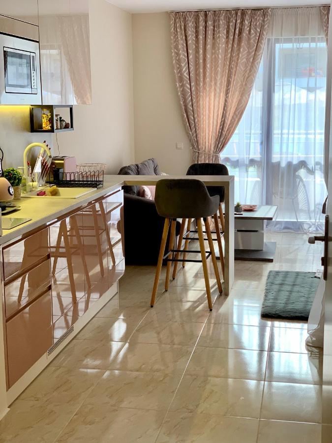 Апартаменти Beige-A-View, Sea Dreams Светий Влас Екстер'єр фото